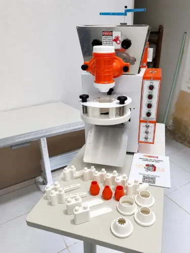 Modeladora de Salgados Compacta print Completa + Moldes - R$ 4.800