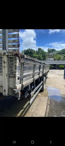 Carroceria de madeira para caminhao toco 
