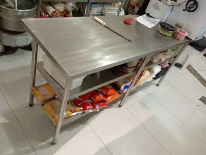 Mesa/estante inox 3 andar muntifunçao 
