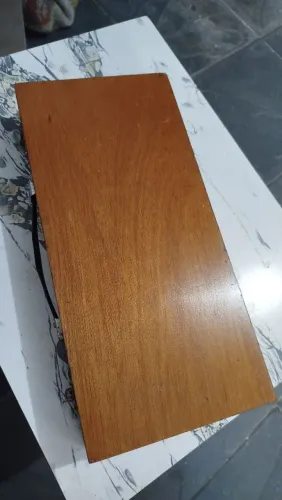 Antiga maleta para material de pintura, fechos metálicos, compartimentos personalizáveis