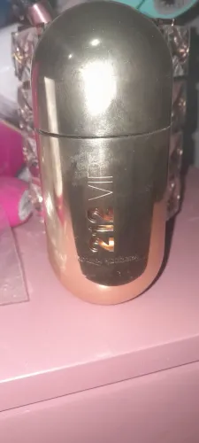 Perfume original Carolina Herrera 50 ml pouco usado