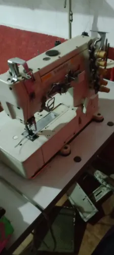 Máquina industrial três por apenas 3.500