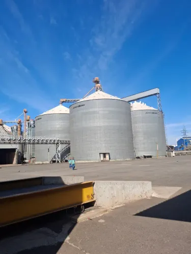 Pintura Emborrachada Para Silos e Armazém Gerais