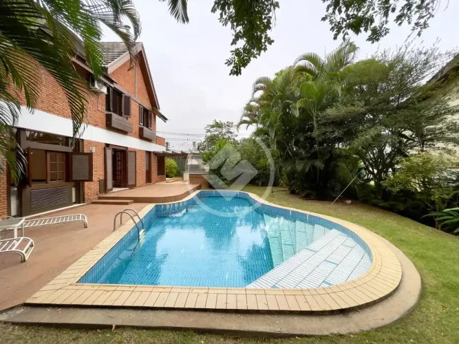 Casa para Locação 1.000 mts2, 4 dorms, 4 suítes, 8 vagas, Alphaville, Quintal Gramado codi