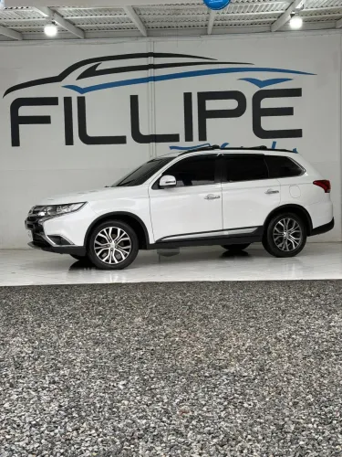 Mitsubishi Outlander 2.2 165cv Diesel Aut. 2016