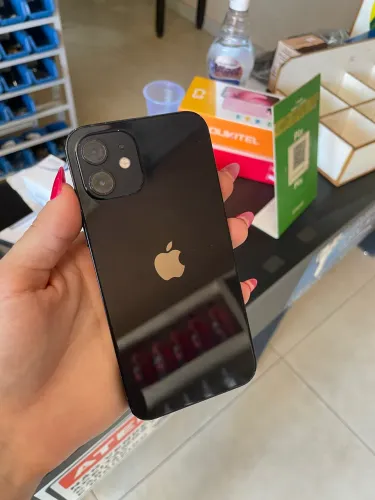 iPhone 12 