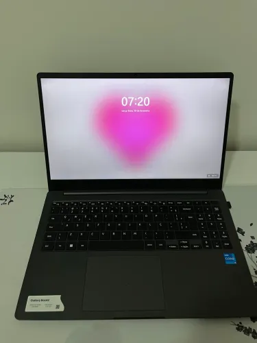 Samsung Galaxy Book2 i5 8GB SSD 256GB + 480GB