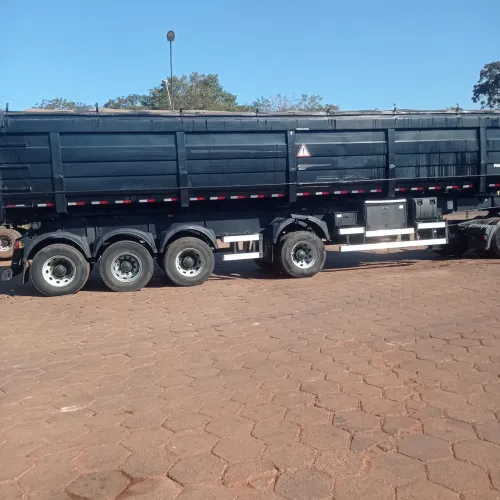 Caçamba 4 eixos 2023 Facchini 