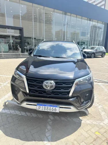 Toyota Hilux SW4 SRX 4X4 2.8 TDI 16V Dies. Aut. 2021