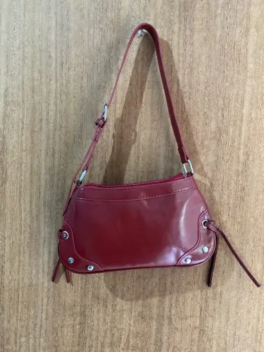 Bolsa Vermelha