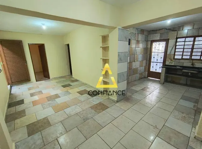Casa com 3 dormitórios para alugar, 63 m² por R$ 1.860,00/mês - Jardim Planalto - Jaguariú