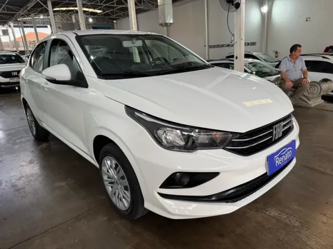 Fiat Cronos Drive 1.3 8V Flex 2025