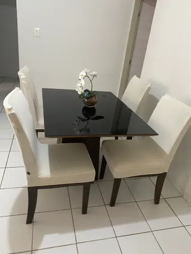 Mesa c/4 cadeiras