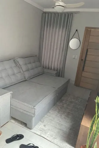 Sofá retrátil e reclinável de linho