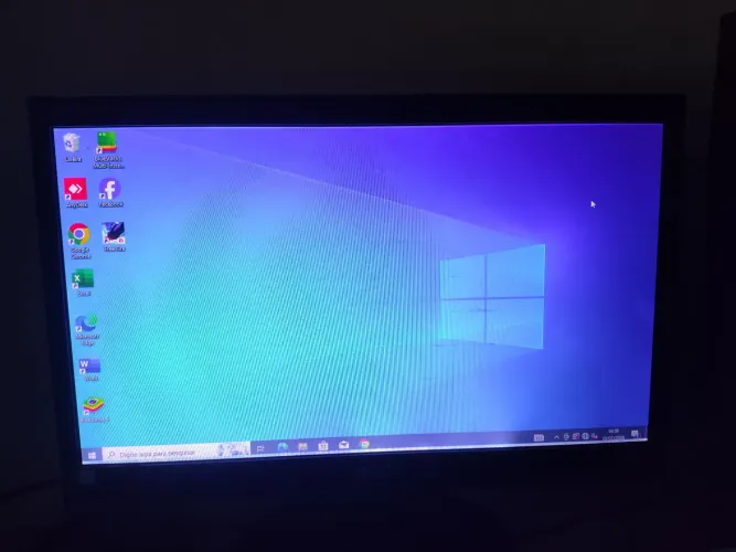 Vendo PC de média potência pra sair rápido 