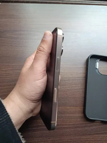 iPhone 16 Pro Desert 92% Bateria RARIDADE