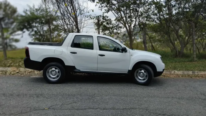 Renault Duster Oroch Exp. 1.6 Hi-flex 16V Mec. 2021