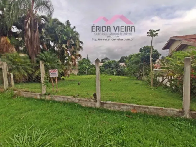 Lote em Condomínio Fechado para Venda em Pindamonhangaba, Condomínio Village Paineiras