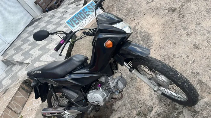 Pop 110i ano 2019 km baixo conservada