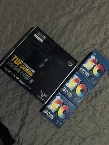Lacrada. Nunca usada PLACA MAE ASUS TUF GAMING A520M-PLUS II