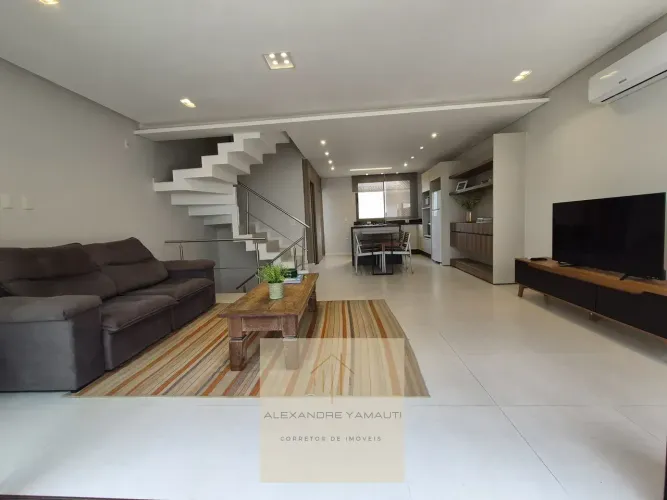 Imóvel para venda com 210 metros quadrados com 3 quartos em Lagoa da Conceição - Florianóp