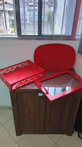 Trio de bandejas vermelhas!! Oportunidade!!