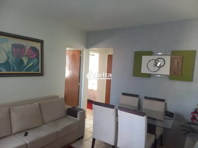 Apartamento com 2 quartos disponível para venda no bairro Minas Gerais em Uberlândia-MG
