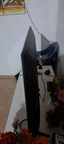TV LG 50 polegadas smart com alexia