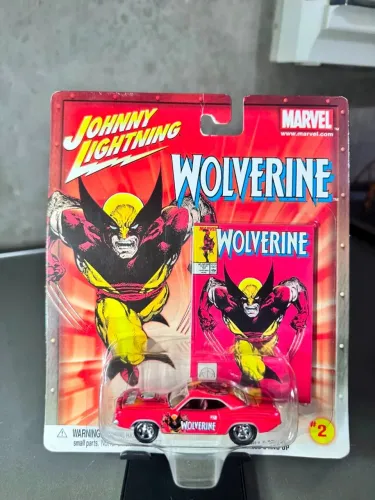 Johnny Lightning Marvel Hemi Cuda Wolverine