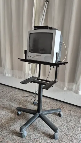 Vendo TV Panasonic 14 polegadas estado de nova R$199,00.