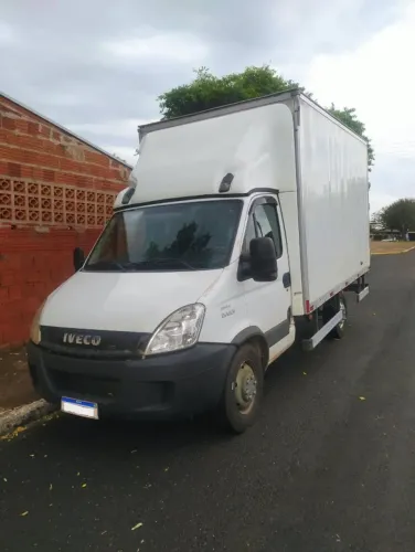 Iveco Daily Chassi 35s14 2P (e5) 2017
