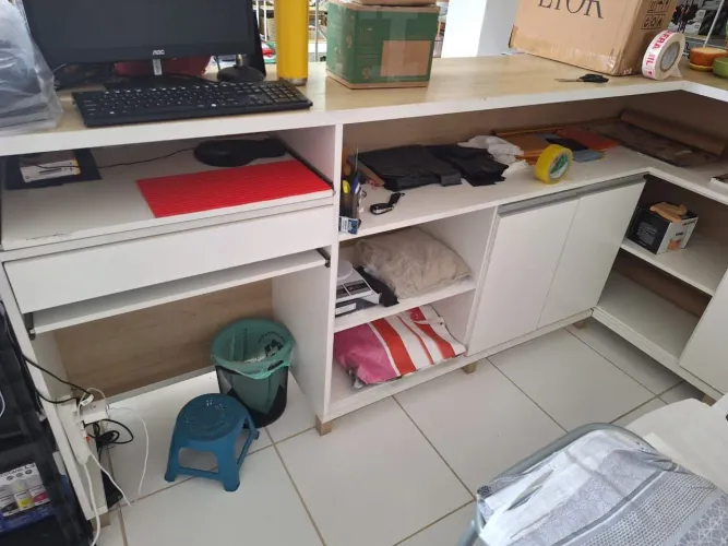 Balcão grande para comércio