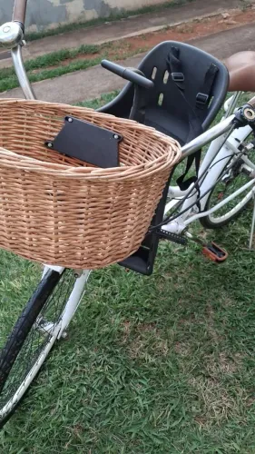 Bicicleta com cadeirinha