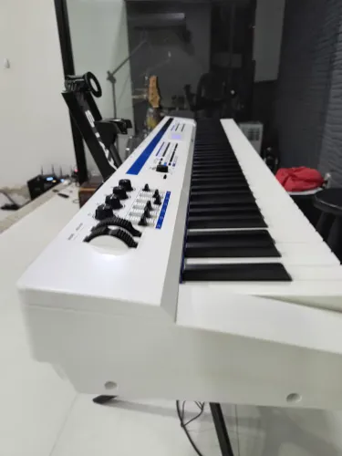 Piano Casio px5s