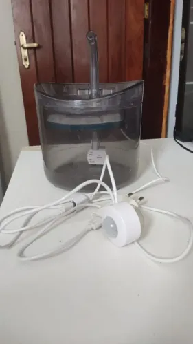 Bebedouro Fonte Automático para Pets (Gatos/Cães) com Sensor de Movimento