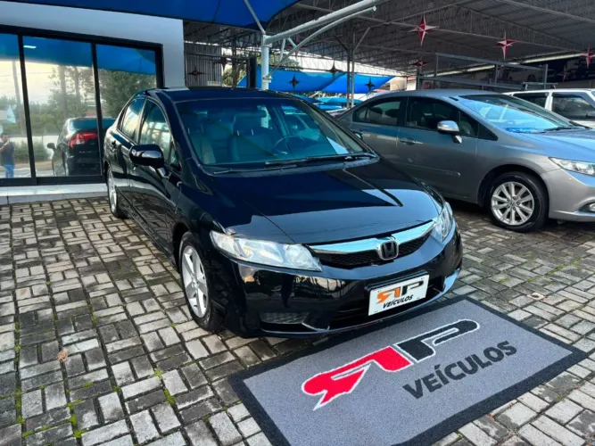 Honda Civic Sedan LXS 1.8/1.8 Flex 16V Mec. 4P 2010