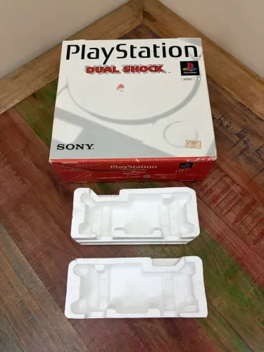 Caixa e Berço para PlayStation 1 Vermelha e Branca SCPH - 7000