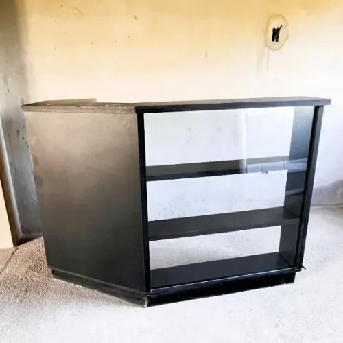 Bancada Mostrador com Vidro - MDF - 159x112x80 cm