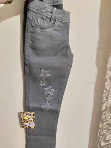 Calça nova infantil 