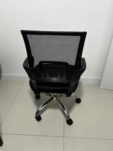 Cadeira escritório giratoria