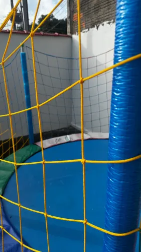 Pula pula e casinha de bolinhas