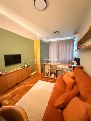 Kitnet/Conjugado : / Residencial / Centro