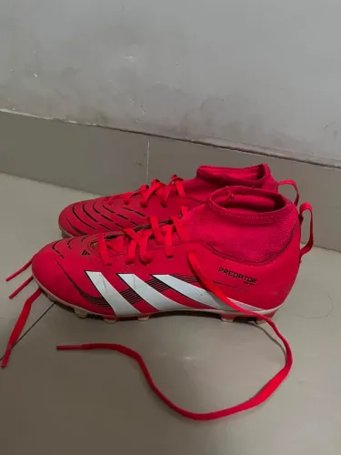 Chuteira adidas predator campo