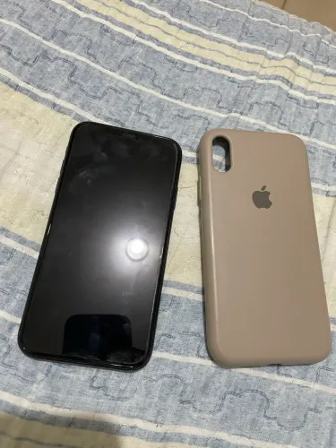 iPhone XR 64 gb preto