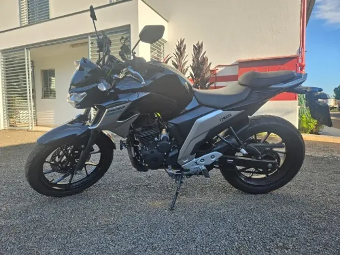YAMAHA/FZ25 FAZER