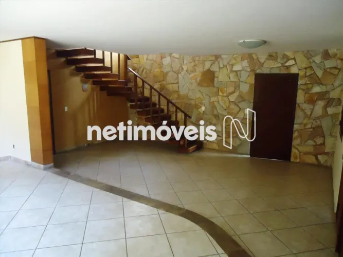 Casa Geminada para locaçãod e 150m²; bairro no Estrela do Oriente / Betânia