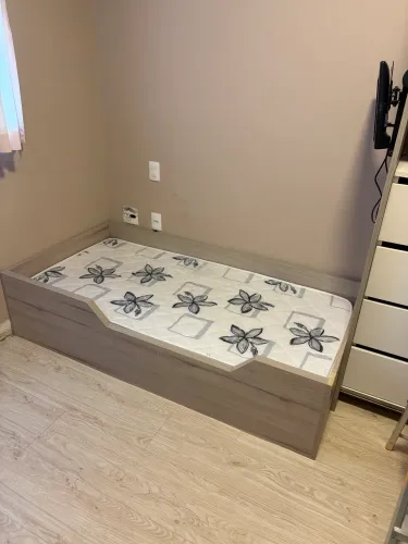 Cama