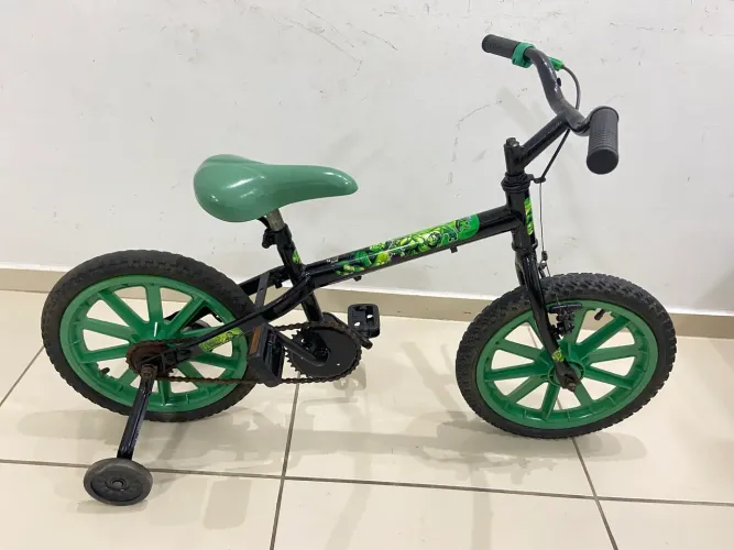 Bicicleta Infantil aro 16 do Hulk