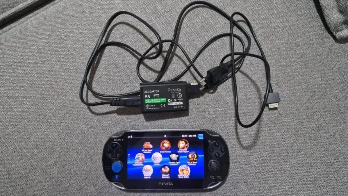 Sony PS Vita Completo Destravado com cartão 64Gb