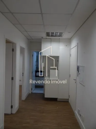 Sala comercial no prédio do Hotel Transamérica